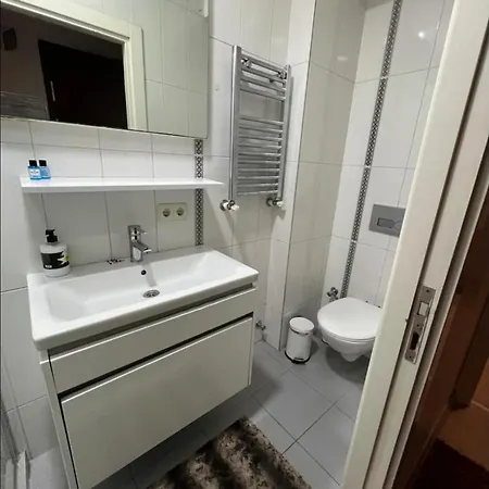 Uenlue Suits Apartment *