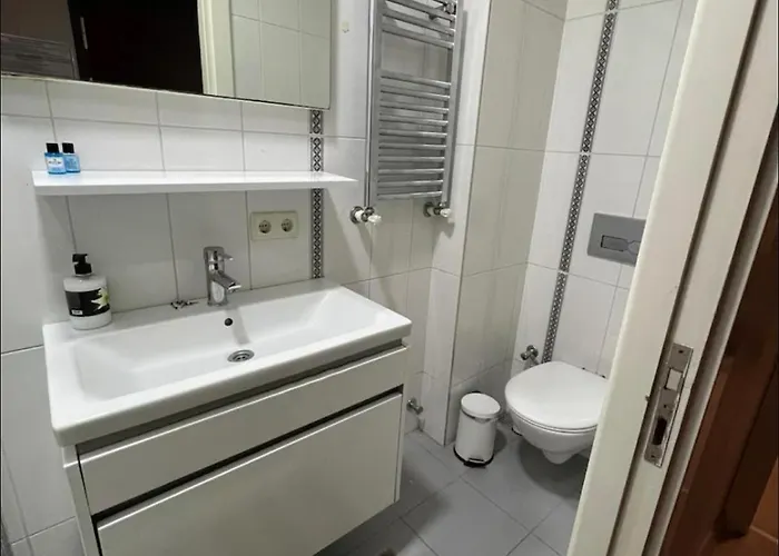 Uenlue Suits Apartment *